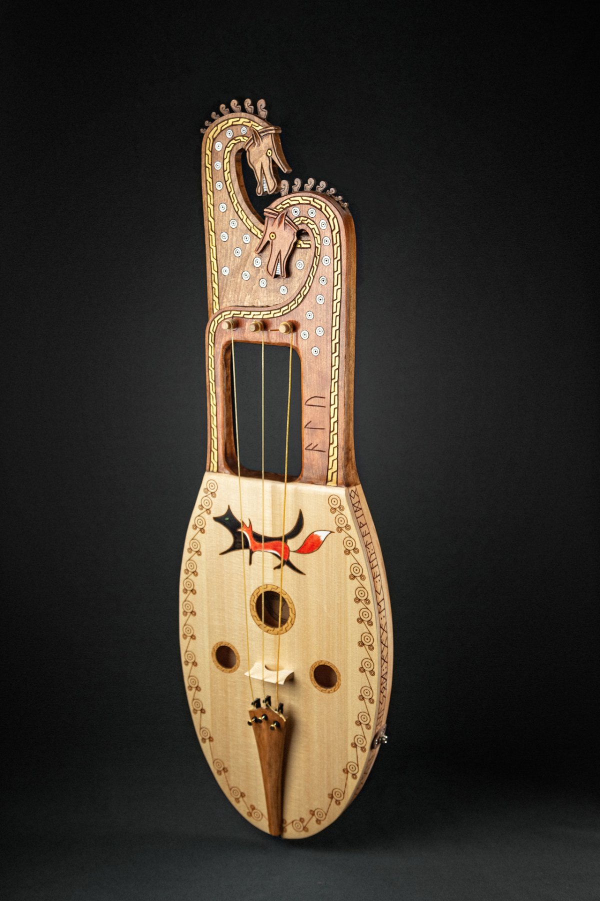 Le tagelharpa